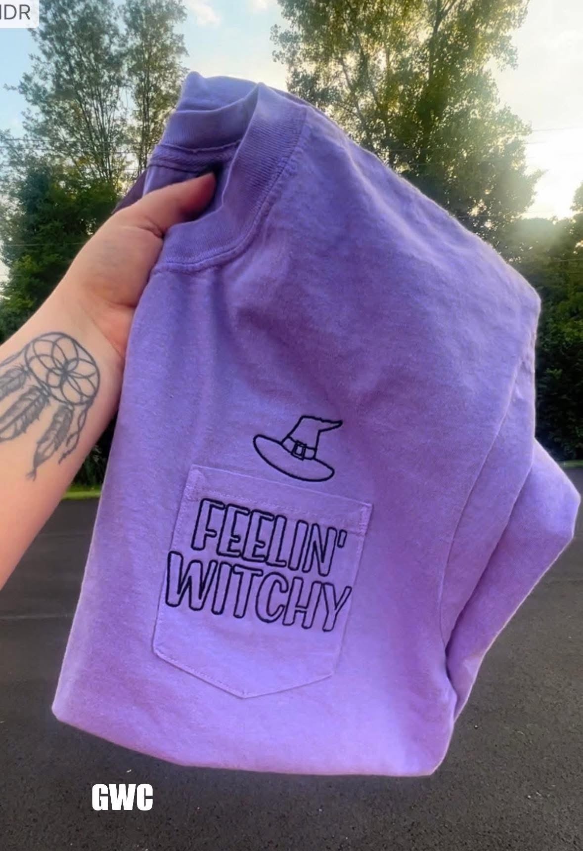 Halloween Feelin’ Witchy Tee